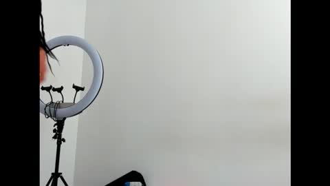 Wendy Gonzalez  online show from November 23, 1:11 pm