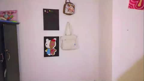 Snapshot of wendy_mills_ chatting on February 15, 1:57 am Wendy online show from February 15, 1:57 am