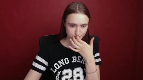 Snapshot of wendy_say_ chatting on December 7, 11:23 pm Wendy online show from December 7, 11:23 pm