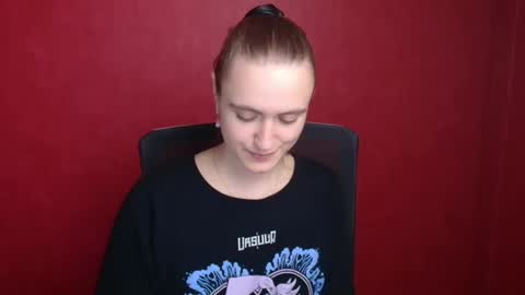 Snapshot of wendy_say_ chatting on December 10, 10:47 pm Wendy online show from December 10, 10:47 pm