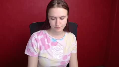 Snapshot of wendy_say_ chatting on December 18, 10:24 pm Wendy online show from December 18, 10:24 pm