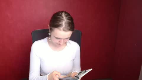 Snapshot of wendy_say_ chatting on January 23, 10:22 pm Wendy online show from January 23, 10:22 pm