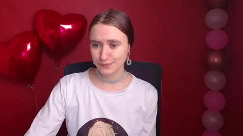 Snapshot of wendy_say_ chatting on February 16, 8:11 pm Wendy online show from February 16, 8:11 pm