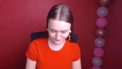 Snapshot of wendy_say_ chatting on February 22, 11:03 pm Wendy online show from February 22, 11:03 pm