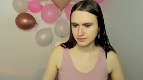 Snapshot of wendy_say_ chatting on February 27, 8:31 pm Wendy online show from February 27, 8:31 pm