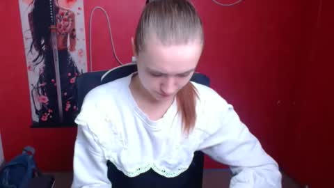 Snapshot of wendy_say_ chatting on December 22, 7:05 am Wendy online show from December 22, 7:05 am