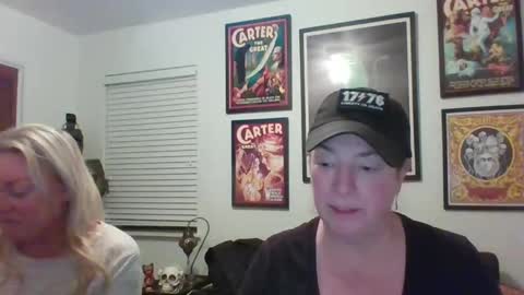 WendyCU online show from February 14, 9:03 am