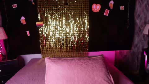 Snapshot of wensheng_ chatting on September 20, 7:15 pm WEN SHENG online show from September 20, 7:15 pm