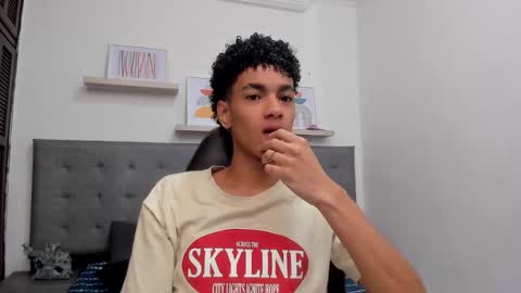 WES online show from December 19, 2:24 pm