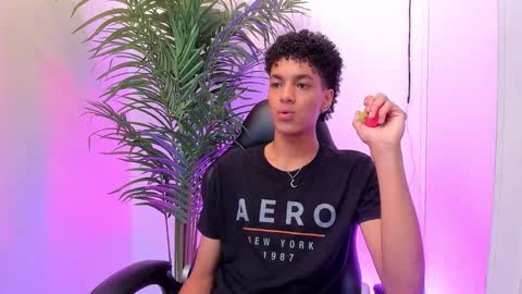 WES online show from January 15, 4:11 pm