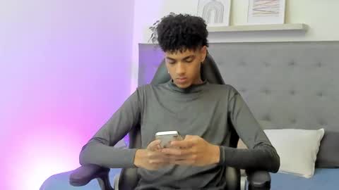 Snapshot of wes_gibbings chatting on February 11, 3:50 pm WES online show from February 11, 3:50 pm