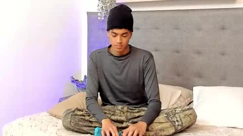 Snapshot of wes_gibbings chatting on February 20, 3:45 pm WES online show from February 20, 3:45 pm