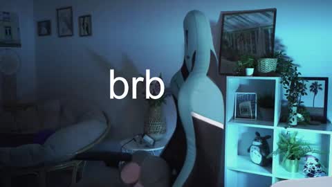 little girl who is always rightLisa online show from February 14, 8:31 am