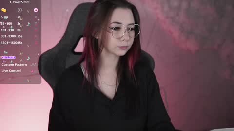 little girl who is always rightLisa online show from February 18, 2:05 am