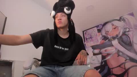 Snapshot of wesley_boy_ chatting on February 9, 7:18 pm Wesley Boy online show from February 9, 7:18 pm