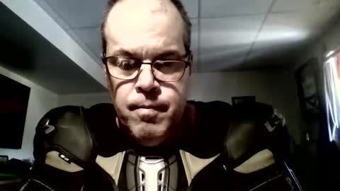 Snapshot of westcoasthockeyplayer chatting on June 6, 5:17 pm westcoasthockeyplayer online show from June 6, 5:17 pm