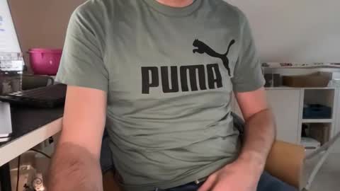 wet_adidasboy online show from November 27, 7:32 am