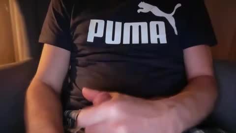 wet_adidasboy online show from December 20, 9:11 pm