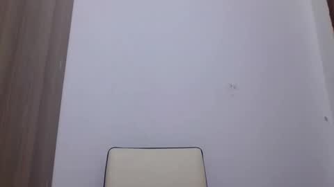 wet_pussieyy online show from March 22, 8:45 pm