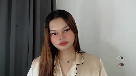 Snapshot of wet_velvet_xo chatting on February 9, 6:06 am wet_velvet_xo online show from February 9, 6:06 am