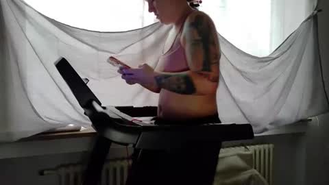 Wetgerman online show from February 6, 8:40 am