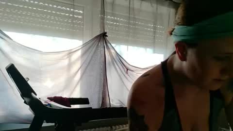 Wetgerman online show from April 2, 6:55 am