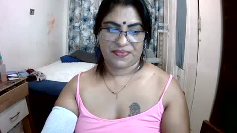Snapshot of wetindian1971 chatting on June 26, 8:13 pm kavita online show from June 26, 8:13 pm