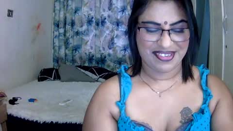 Snapshot of wetindian1971 chatting on July 29, 10:35 am kavita online show from July 29, 10:35 am