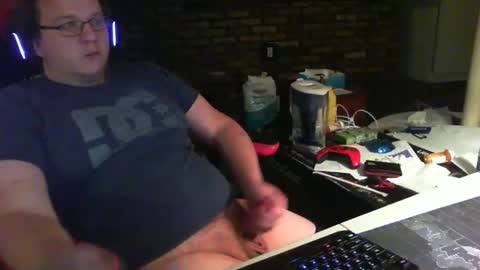 Snapshot of whateverdude555 chatting on November 2, 11:12 am whateverdude555 online show from November 2, 11:12 am