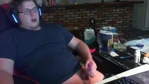 Snapshot of whateverdude555 chatting on November 13, 11:36 pm whateverdude555 online show from November 13, 11:36 pm