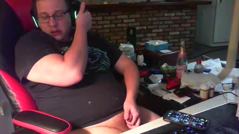 whateverdude555 online show from December 22, 4:31 am