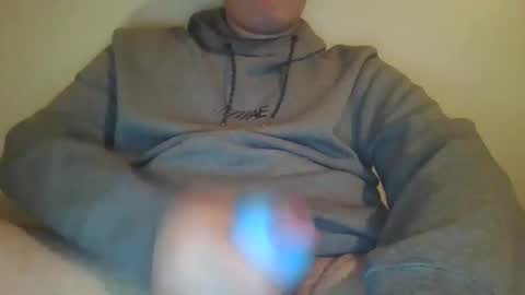 Snapshot of whatyousay5960 chatting on January 10, 3:07 am whatyousay5960 online show from January 10, 3:07 am