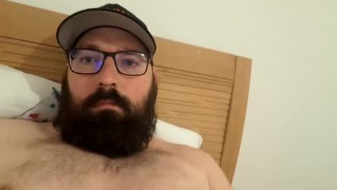 Snapshot of wheely19871606 chatting on January 27, 9:44 pm wheely19871606 online show from January 27, 9:44 pm