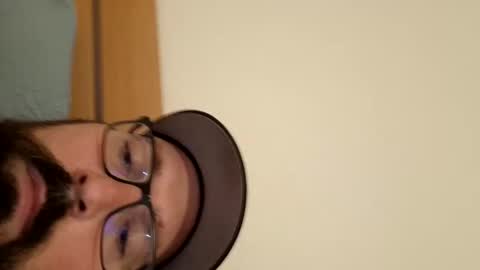 Snapshot of wheely19871606 chatting on March 11, 9:15 pm wheely19871606 online show from March 11, 9:15 pm