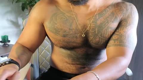 Snapshot of wheleer_green chatting on February 2, 3:44 pm Will online show from February 2, 3:44 pm