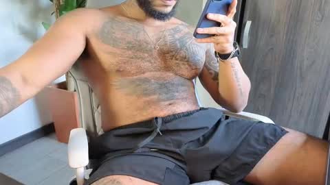 Snapshot of wheleer_green chatting on February 5, 4:00 pm Will online show from February 5, 4:00 pm