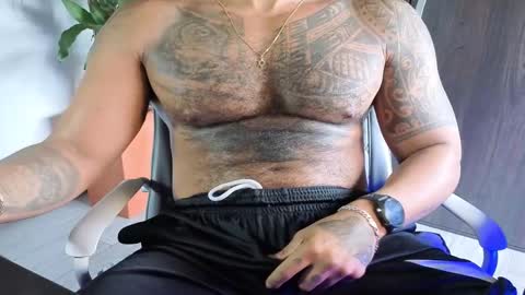 Snapshot of wheleer_green chatting on February 6, 3:37 pm Will online show from February 6, 3:37 pm