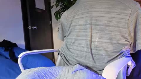 Snapshot of wheleer_green chatting on February 21, 11:44 am Will online show from February 21, 11:44 am