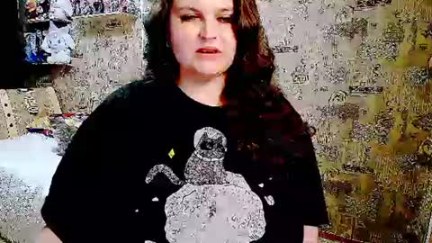 whisperinthedarkk online show from June 15, 9:17 pm