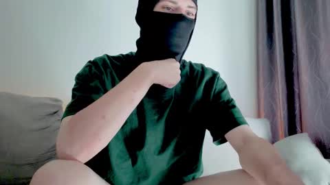 whispero_o online show from October 6, 9:18 am