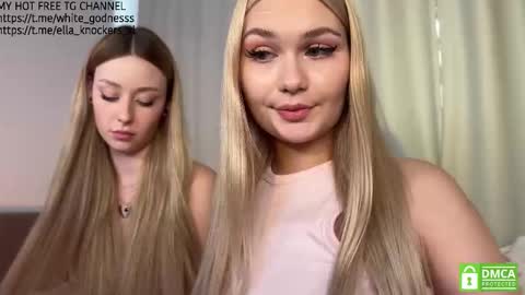 Snapshot of white_godness chatting on October 8, 1:09 pm Chloe    NEXT STREAM - 1 december online show from October 8, 1:09 pm