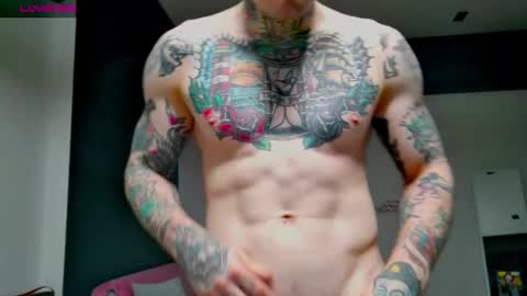 Max online show from October 31, 4:02 am