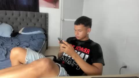 Snapshot of white_master444 chatting on May 15, 7:21 pm white online show from May 15, 7:21 pm