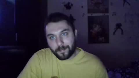 Snapshot of whiteboyjulius chatting on December 4, 3:21 pm whiteboyjulius online show from December 4, 3:21 pm
