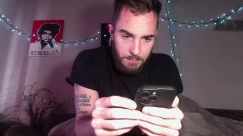 just  str8 stud nut  1000 online show from January 27, 10:06 pm