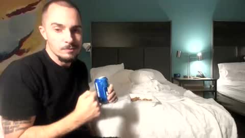 just  str8 stud nut  1000 online show from November 29, 7:44 am