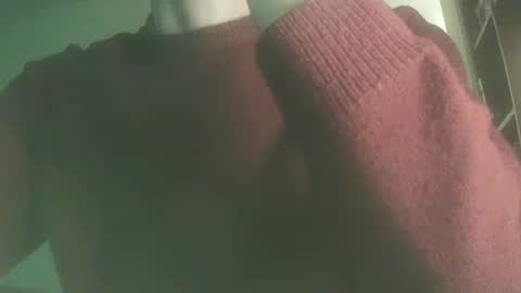 Snapshot of whiteduke81 chatting on February 15, 2:47 am Whiteduke online show from February 15, 2:47 am