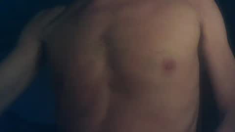 Snapshot of whiteduke81 chatting on September 20, 6:42 pm Whiteduke online show from September 20, 6:42 pm