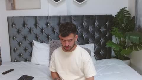 Dylan white online show from February 3, 11:36 pm