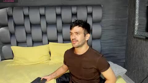 Dylan white online show from February 25, 6:42 pm